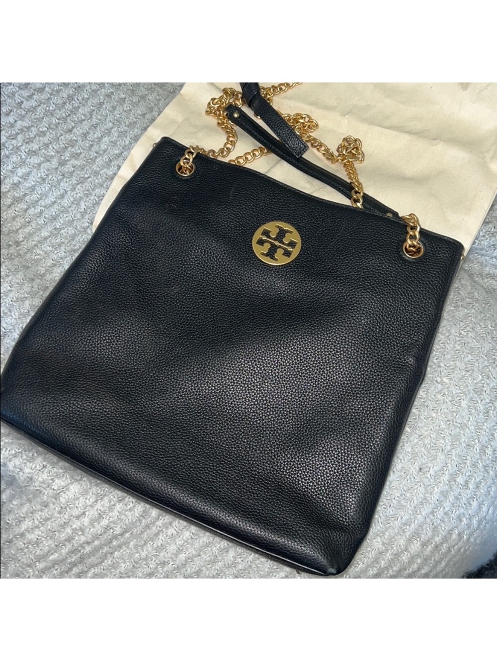 Tory Burch Everly Swingpack - Picture 3 of 13